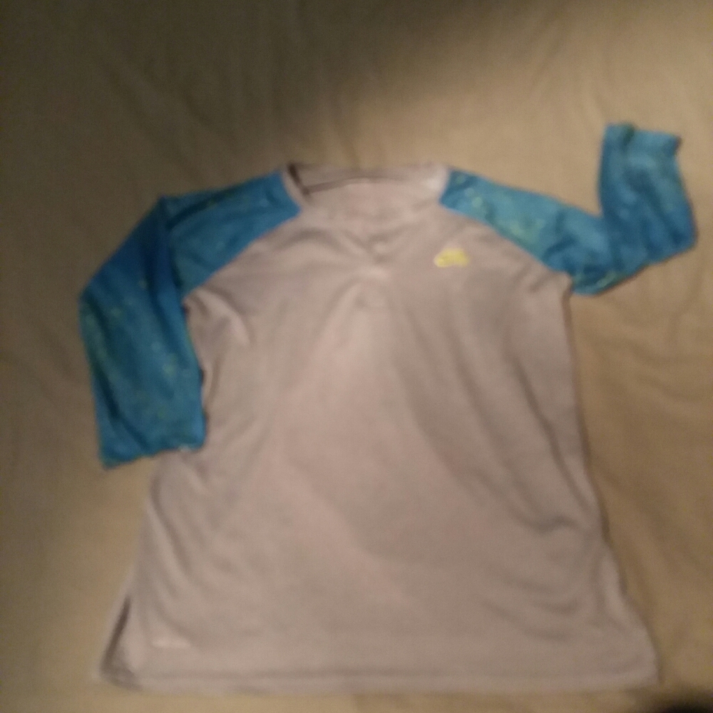 Nike sb dri fit long sleeve shirt